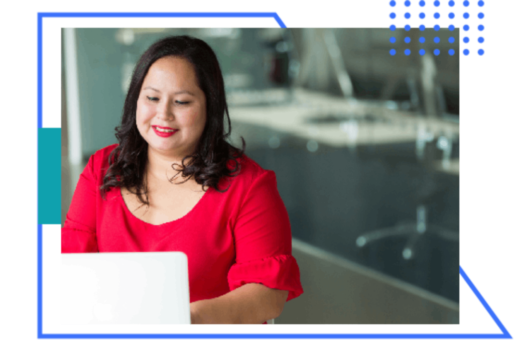 Zwei Frauen am Laptop arbeiten